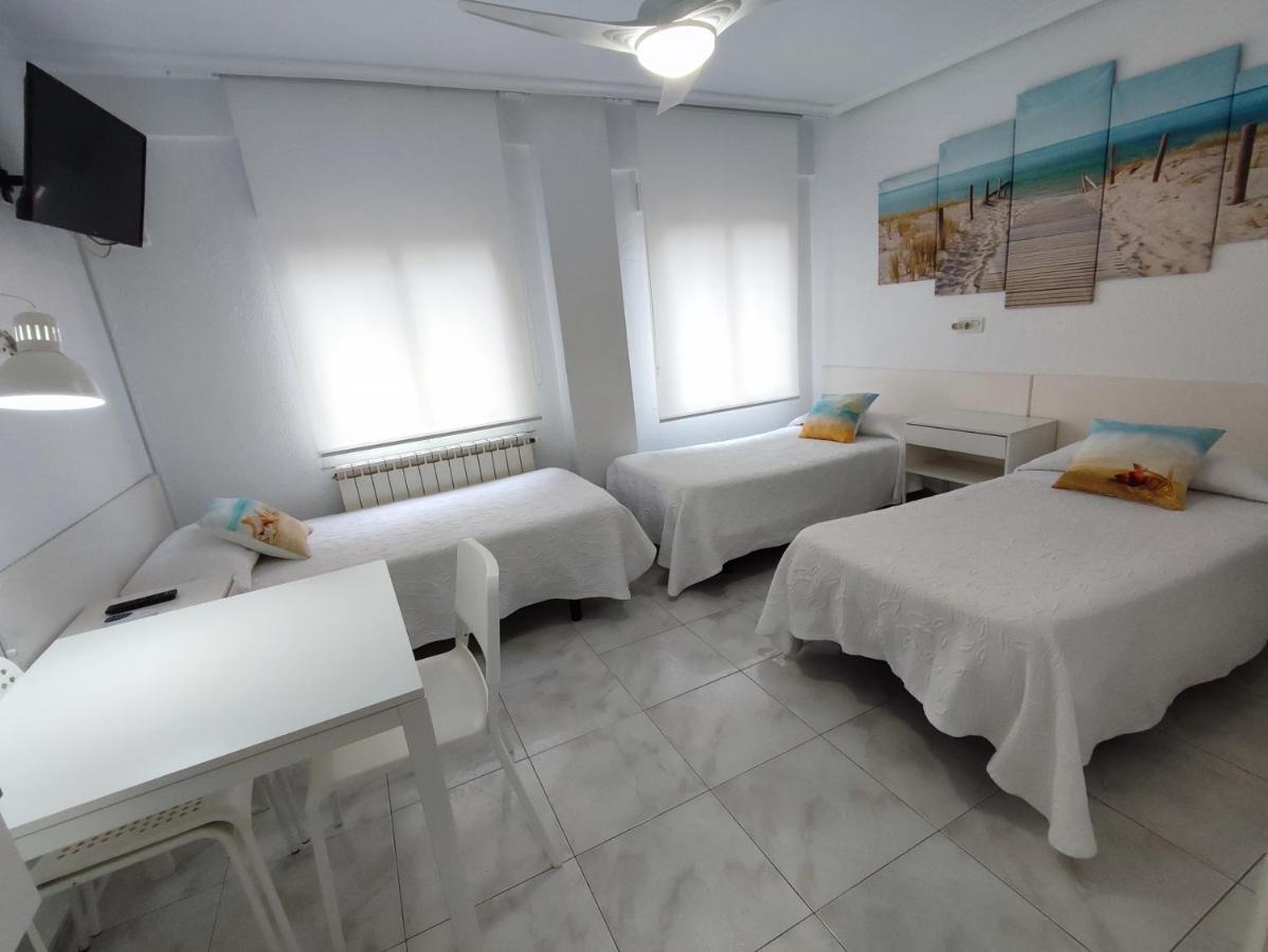 Hostal Lucy Santander Bagian luar foto