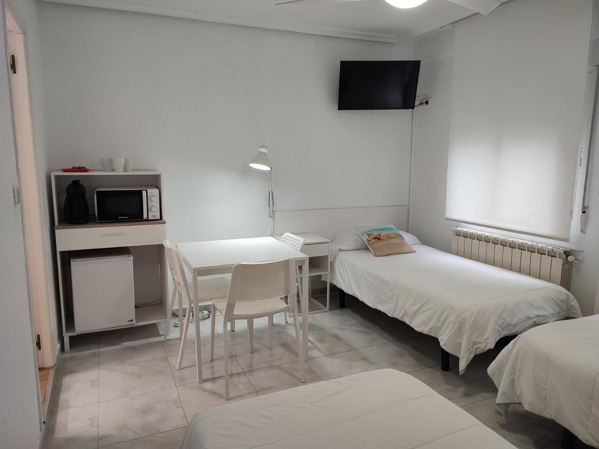 Hostal Lucy Santander Bagian luar foto