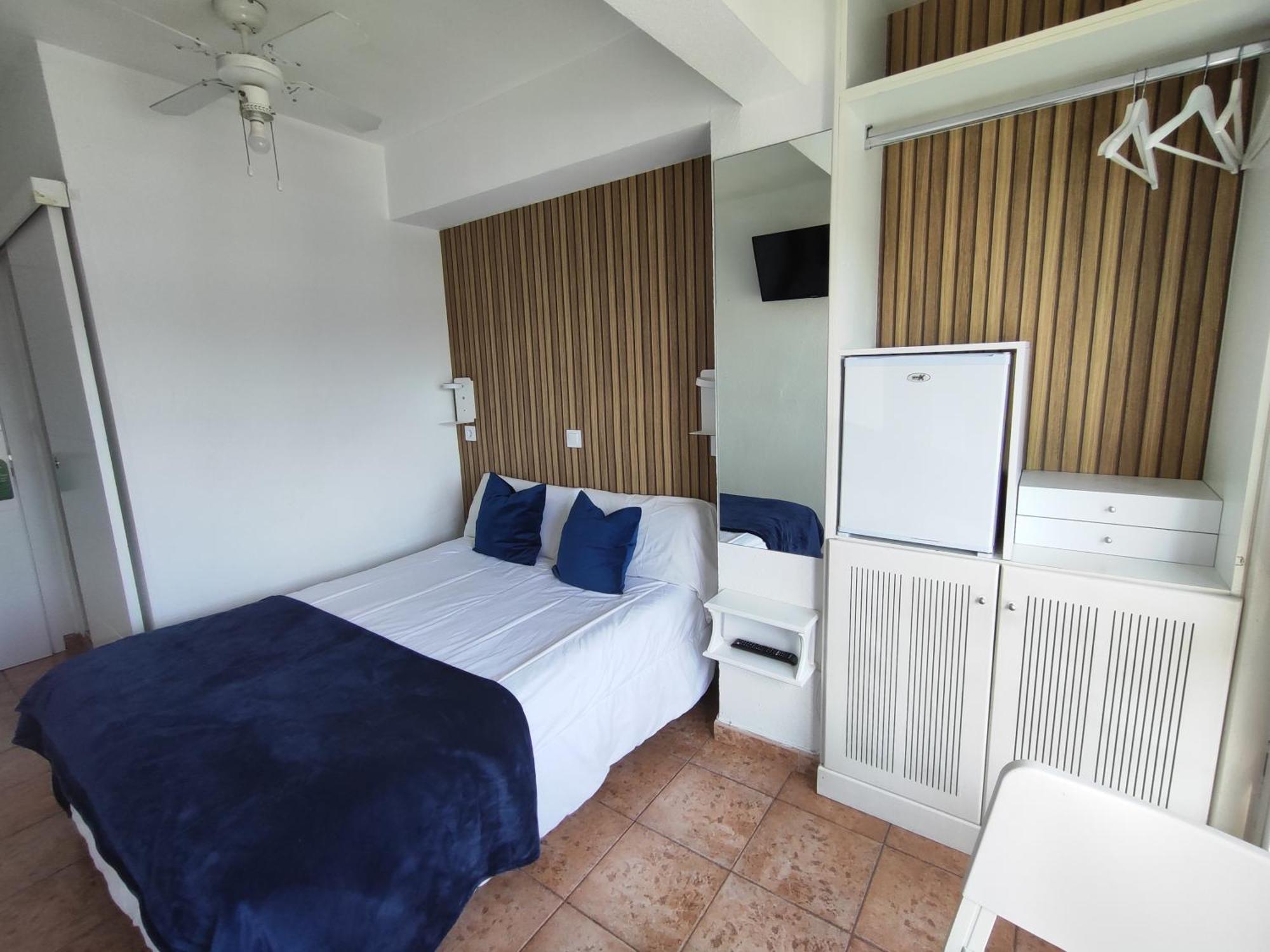 Hostal Lucy Santander Bagian luar foto